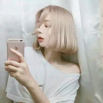 缺席的人
